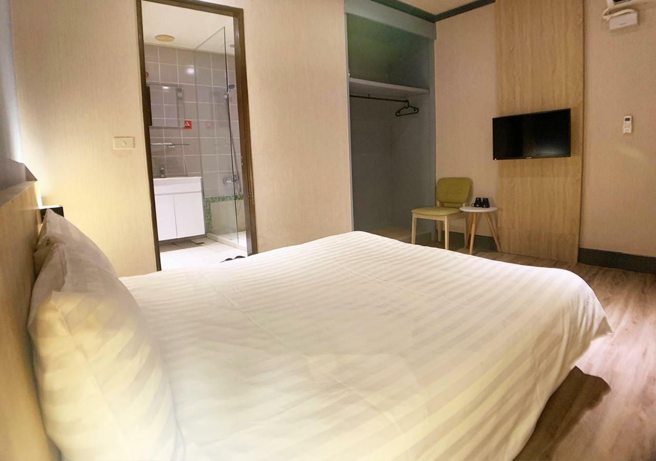 Win Inn Tainan Hotel I Zewnętrze zdjęcie