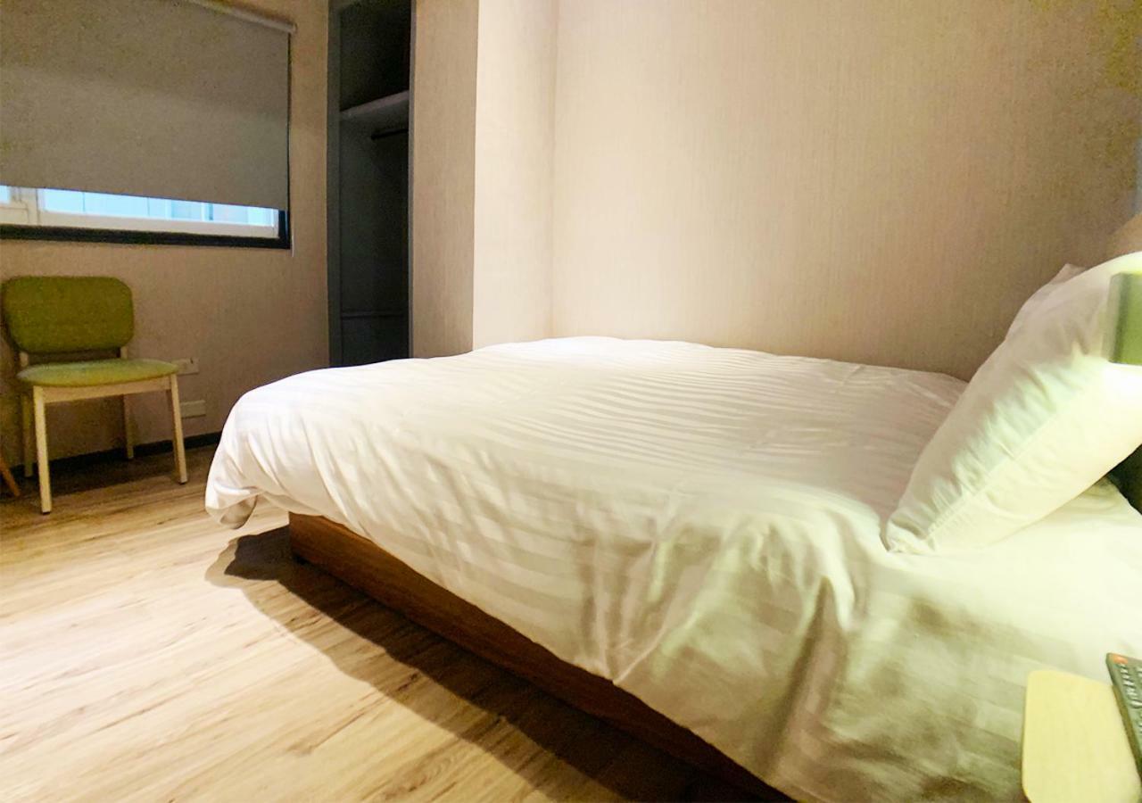 Win Inn Tainan Hotel I Zewnętrze zdjęcie